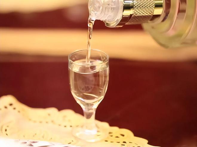 品味原漿白酒 優質品牌、制作工藝與市場銷售